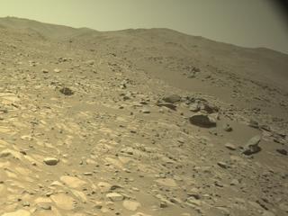 View image taken on Mars, Mars Perseverance Sol 1043: Right Navigation Camera (Navcam)