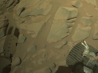 View image taken on Mars, Mars Perseverance Sol 1043: Right Navigation Camera (Navcam)