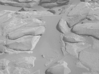 View image taken on Mars, Mars Perseverance Sol 1044: Left Navigation Camera (Navcam)