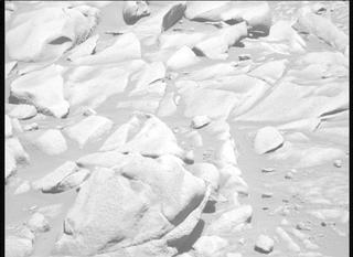 View image taken on Mars, Mars Perseverance Sol 1044: Left Mastcam-Z Camera