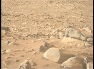 View image taken on Mars, Mars Perseverance Sol 1044: Right Mastcam-Z Camera