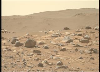 View image taken on Mars, Mars Perseverance Sol 1048: Left Mastcam-Z Camera