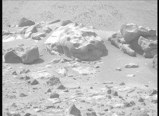 View image taken on Mars, Mars Perseverance Sol 1048: Left Mastcam-Z Camera