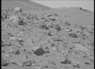 View image taken on Mars, Mars Perseverance Sol 1048: Right Mastcam-Z Camera