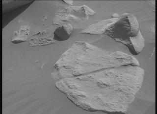 View image taken on Mars, Mars Perseverance Sol 1048: Right Mastcam-Z Camera