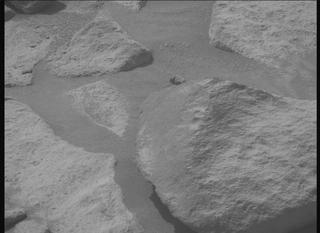 View image taken on Mars, Mars Perseverance Sol 1048: Right Mastcam-Z Camera