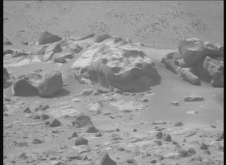 View image taken on Mars, Mars Perseverance Sol 1048: Right Mastcam-Z Camera