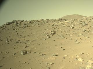 View image taken on Mars, Mars Perseverance Sol 1054: Right Navigation Camera (Navcam)