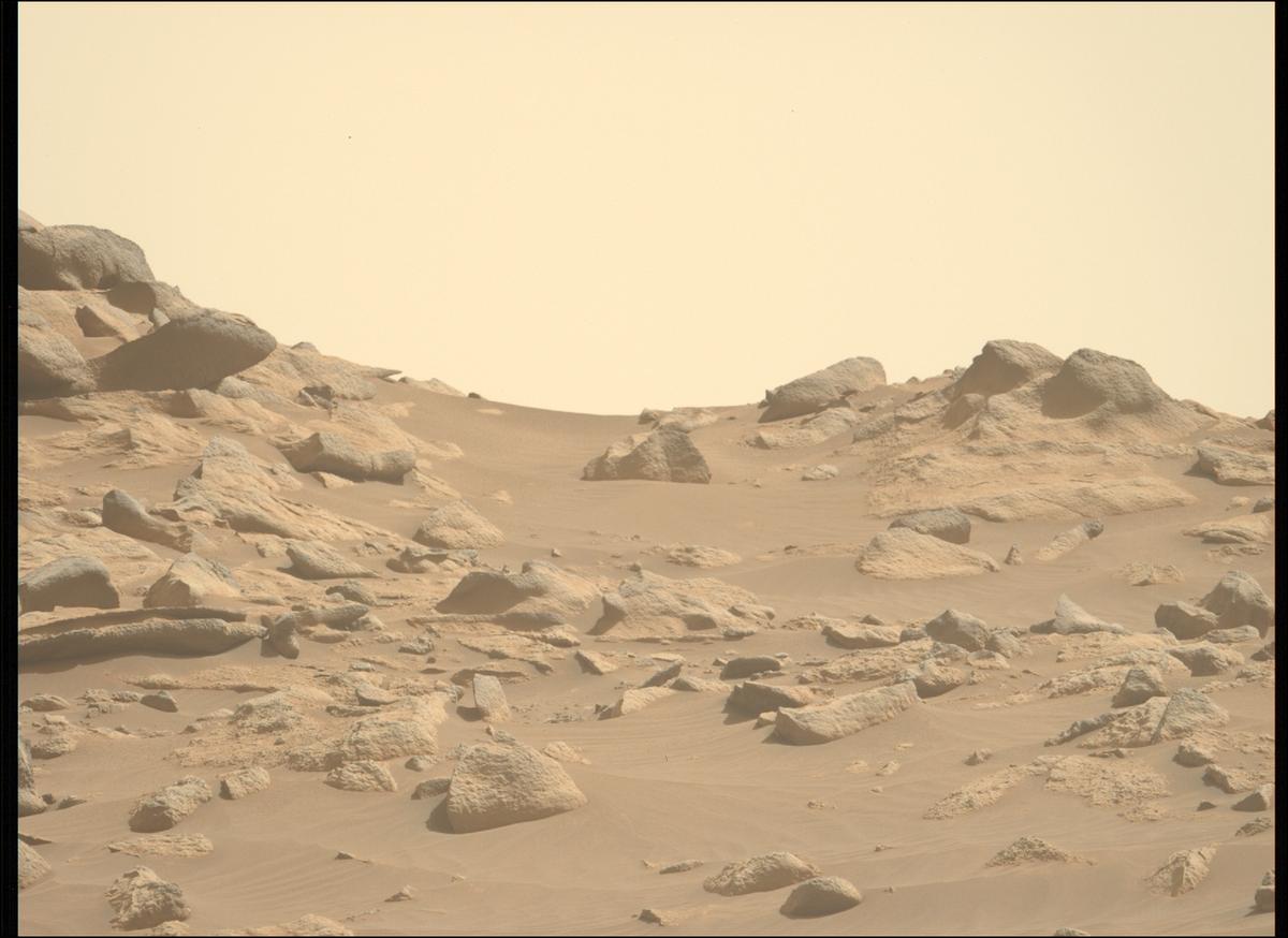 This image was taken by MCZ_LEFT onboard NASA's Mars rover Perseverance on Sol 1054