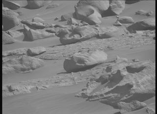 View image taken on Mars, Mars Perseverance Sol 1054: Right Mastcam-Z Camera