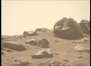 View image taken on Mars, Mars Perseverance Sol 1054: Right Mastcam-Z Camera