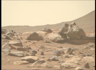 View image taken on Mars, Mars Perseverance Sol 1054: Right Mastcam-Z Camera
