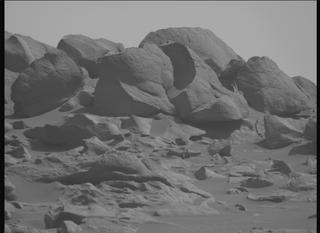 View image taken on Mars, Mars Perseverance Sol 1054: Right Mastcam-Z Camera