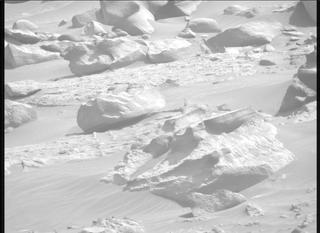 View image taken on Mars, Mars Perseverance Sol 1059: Right Mastcam-Z Camera