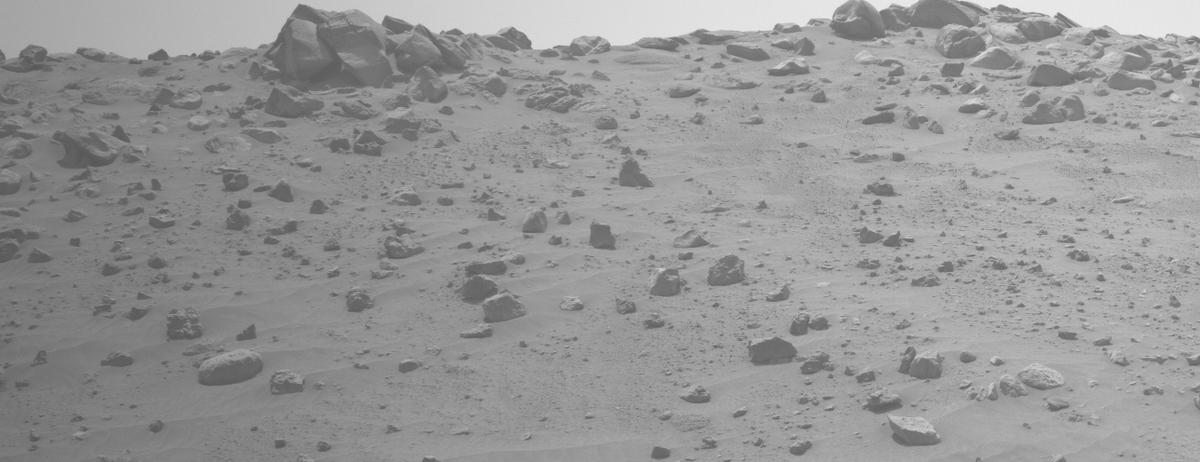 This image was taken by NAVCAM_LEFT onboard NASA's Mars rover Perseverance on Sol 1061