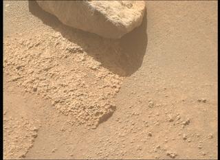 View image taken on Mars, Mars Perseverance Sol 1061: Right Mastcam-Z Camera
