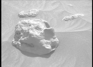 View image taken on Mars, Mars Perseverance Sol 1062: Left Mastcam-Z Camera