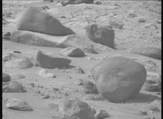 View image taken on Mars, Mars Perseverance Sol 1062: Right Mastcam-Z Camera