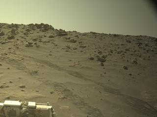 View image taken on Mars, Mars Perseverance Sol 1064: Right Navigation Camera (Navcam)