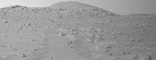 View image taken on Mars, Mars Perseverance Sol 1064: Right Navigation Camera (Navcam)