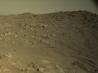 View image taken on Mars, Mars Perseverance Sol 1066: Right Navigation Camera (Navcam)