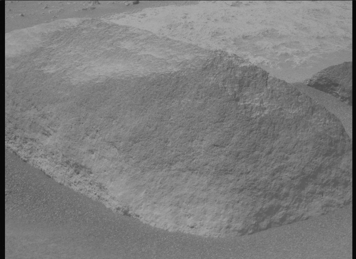 This image was taken by MCZ_LEFT onboard NASA's Mars rover Perseverance on Sol 1066