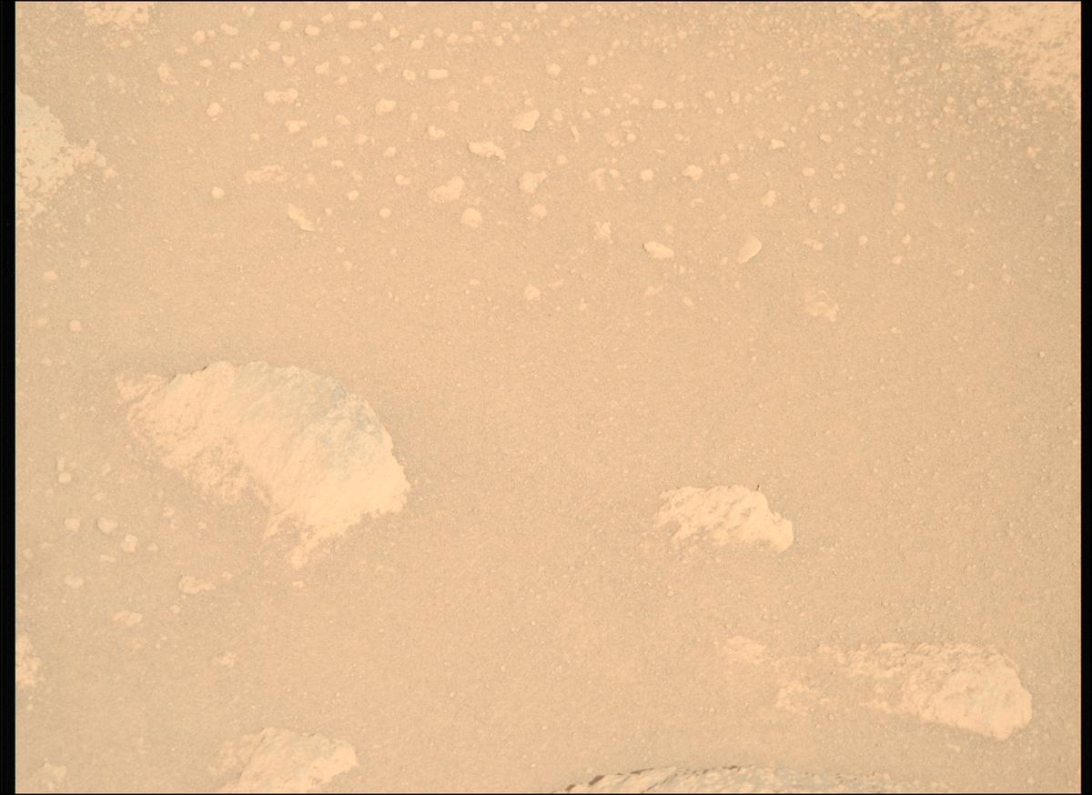 This image was taken by MCZ_RIGHT onboard NASA's Mars rover Perseverance on Sol 1066