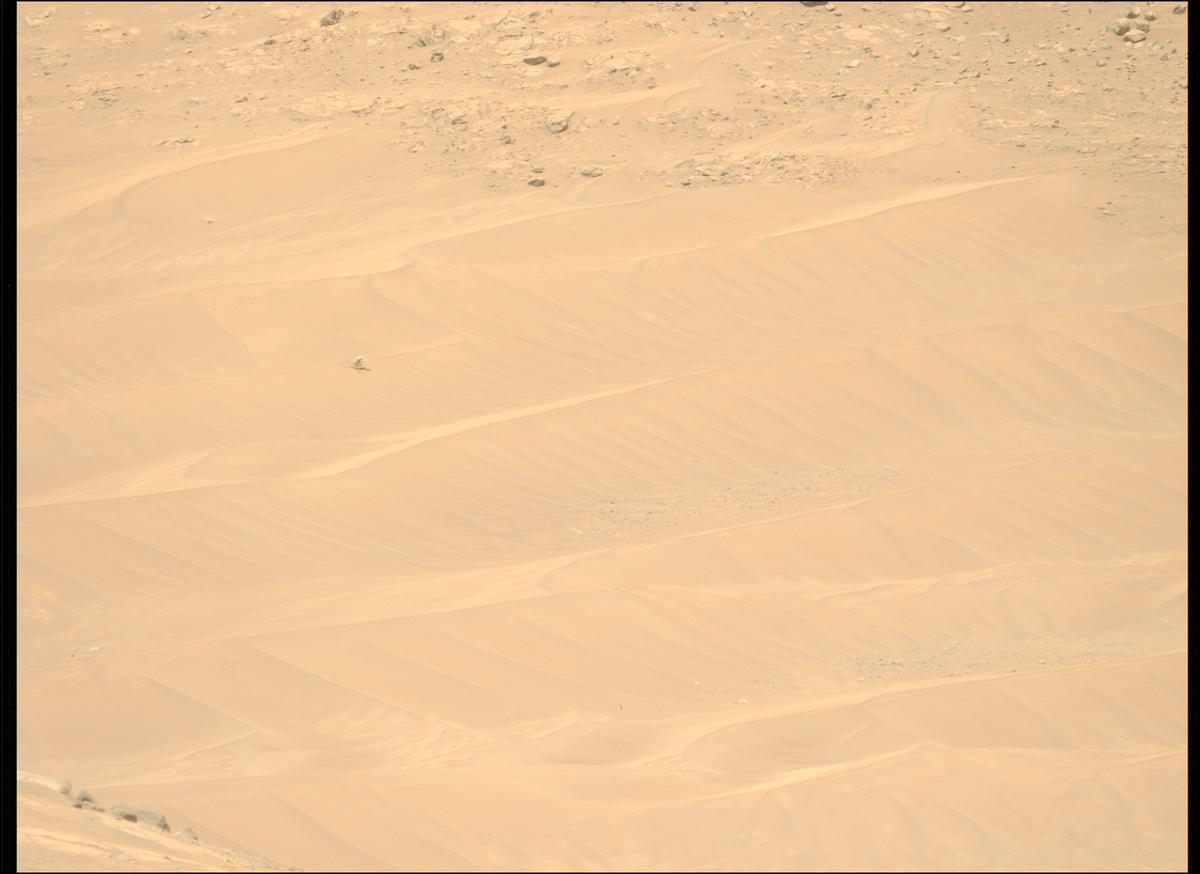 This image was taken by MCZ_LEFT onboard NASA's Mars rover Perseverance on Sol 1067