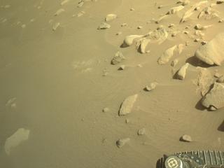 View image taken on Mars, Mars Perseverance Sol 1068: Left Navigation Camera (Navcam)