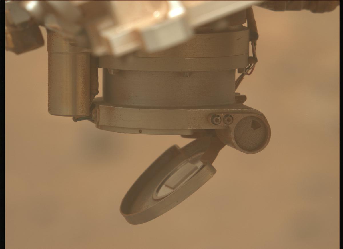 This image was taken by MCZ_LEFT onboard NASA's Mars rover Perseverance on Sol 1075