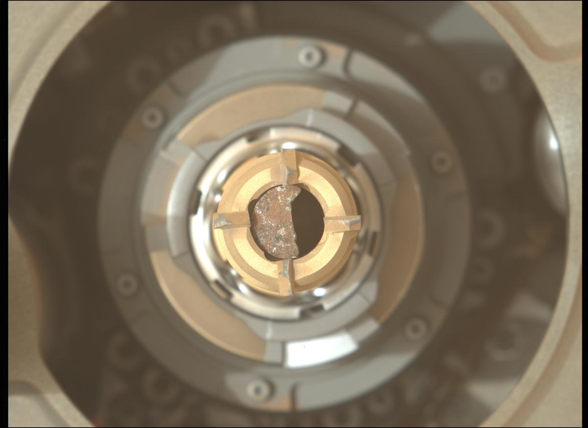 This image was taken by MCZ_LEFT onboard NASA's Mars rover Perseverance on Sol 1086