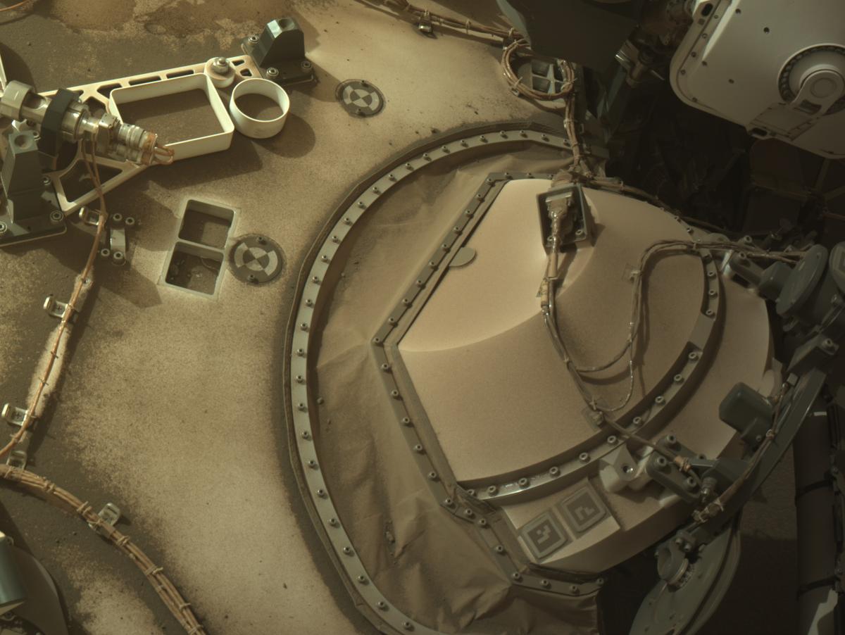 This image was taken by NAVCAM_LEFT onboard NASA's Mars rover Perseverance on Sol 1096