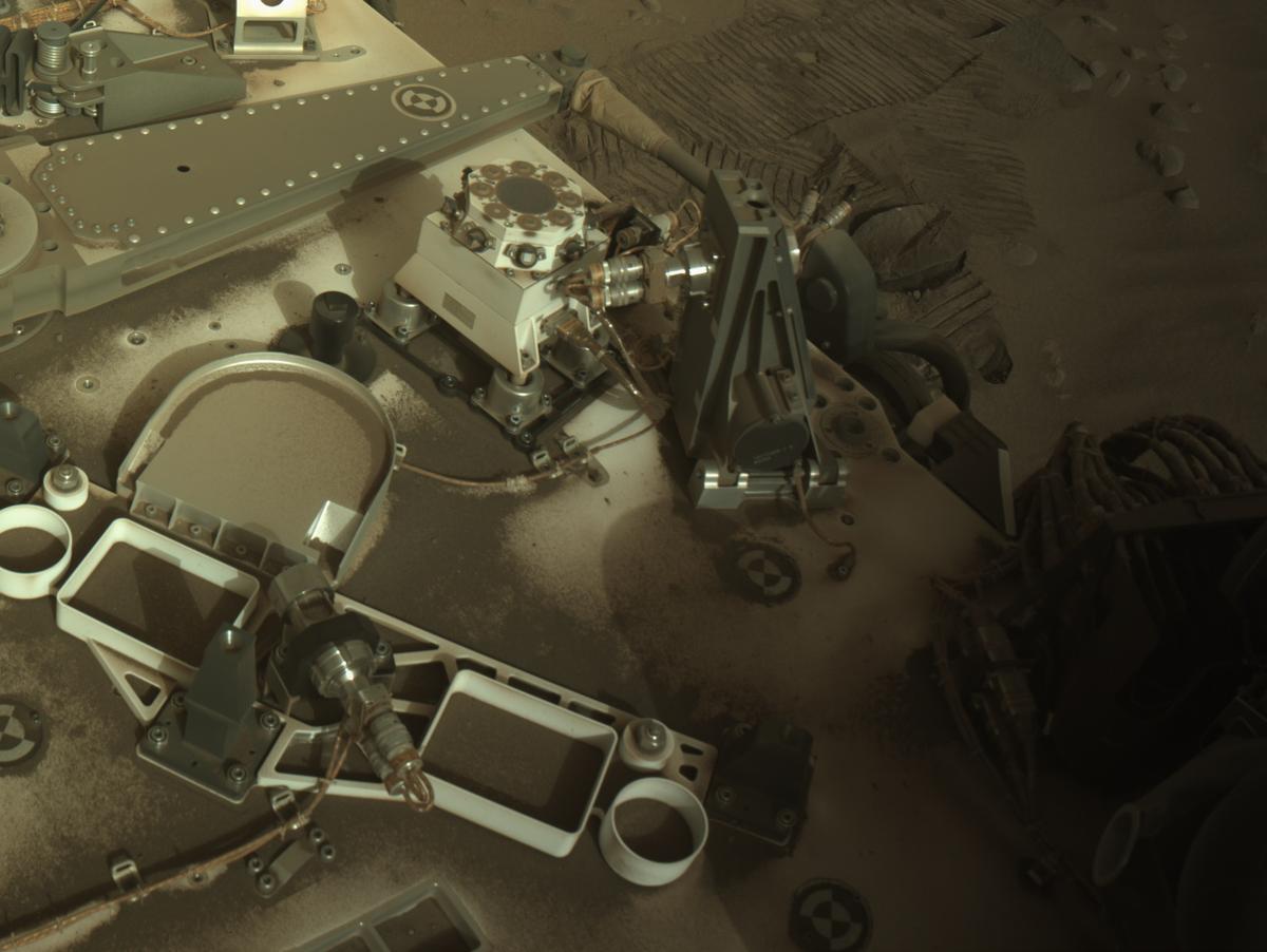 This image was taken by NAVCAM_RIGHT onboard NASA's Mars rover Perseverance on Sol 1101