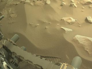 View image taken on Mars, Mars Perseverance Sol 1101: Right Navigation Camera (Navcam)
