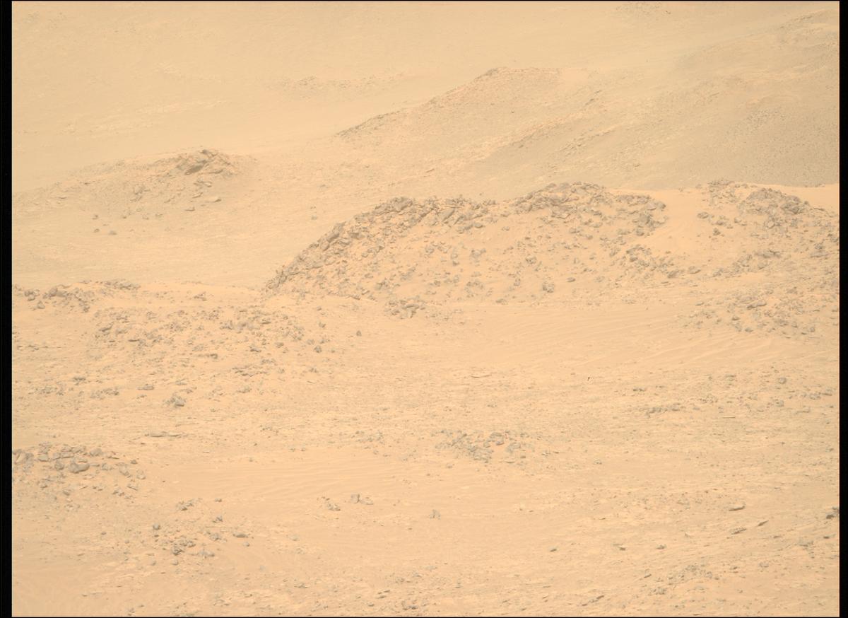 This image was taken by MCZ_RIGHT onboard NASA's Mars rover Perseverance on Sol 1106