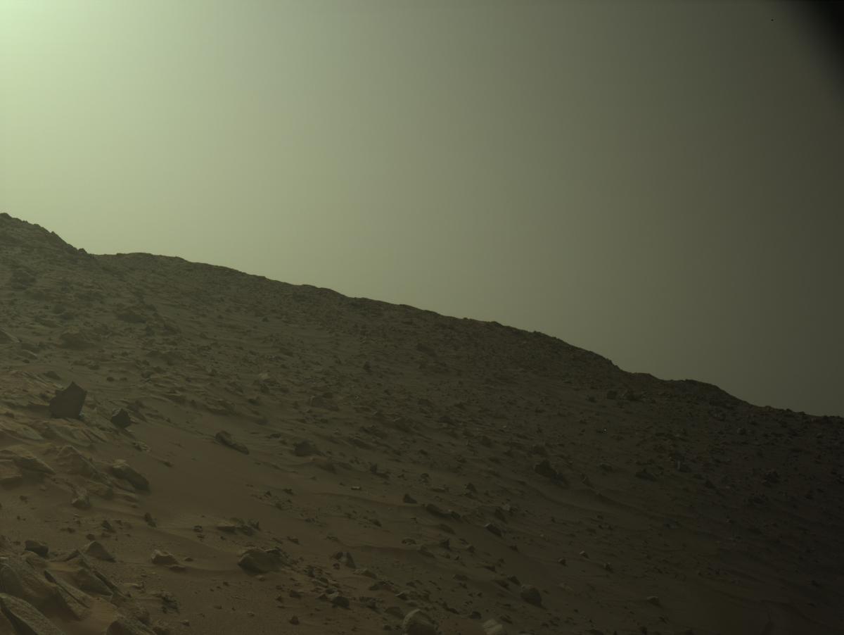 This image was taken by NAVCAM_RIGHT onboard NASA's Mars rover Perseverance on Sol 1117