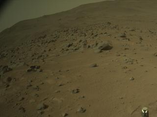 View image taken on Mars, Mars Perseverance Sol 1118: Right Navigation Camera (Navcam)