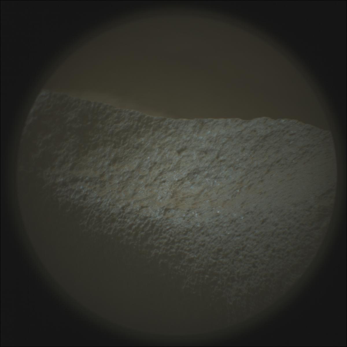 This image was taken by SUPERCAM_RMI onboard NASA's Mars rover Perseverance on Sol 1121