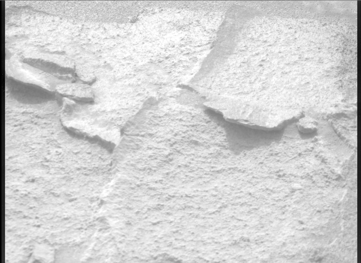 This image was taken by MCZ_RIGHT onboard NASA's Mars rover Perseverance on Sol 1122