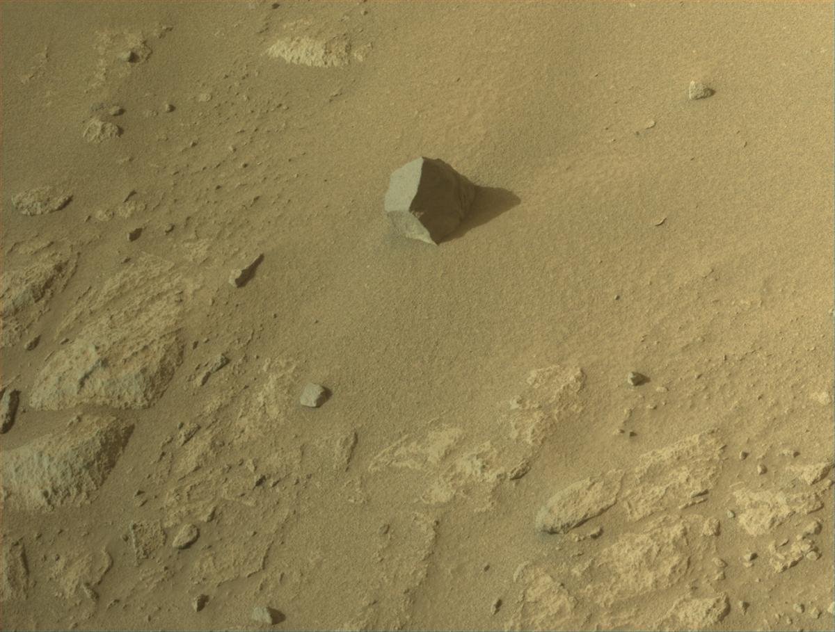 This image was taken by NAVCAM_RIGHT onboard NASA's Mars rover Perseverance on Sol 1123