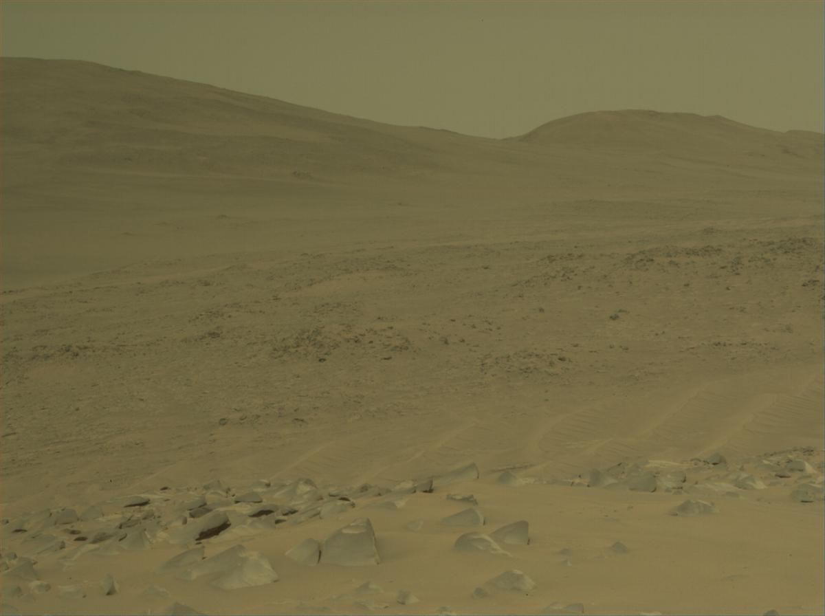 This image was taken by NAVCAM_RIGHT onboard NASA's Mars rover Perseverance on Sol 1123