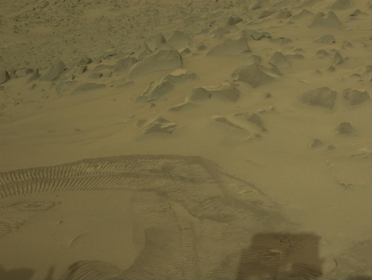 This image was taken by NAVCAM_RIGHT onboard NASA's Mars rover Perseverance on Sol 1129