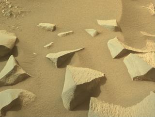View image taken on Mars, Mars Perseverance Sol 1131: Right Navigation Camera (Navcam)