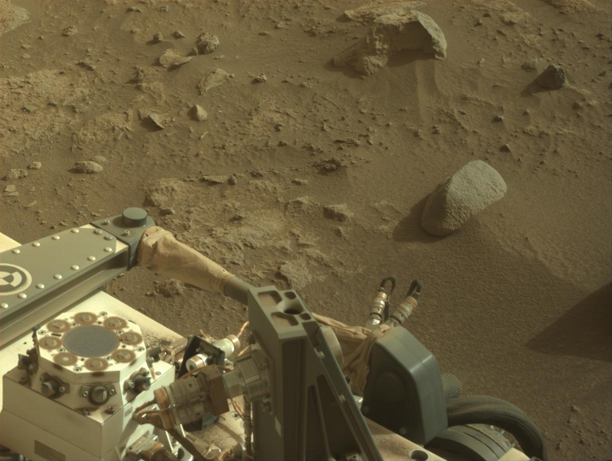 This image was taken by NAVCAM_RIGHT onboard NASA's Mars rover Perseverance on Sol 1131