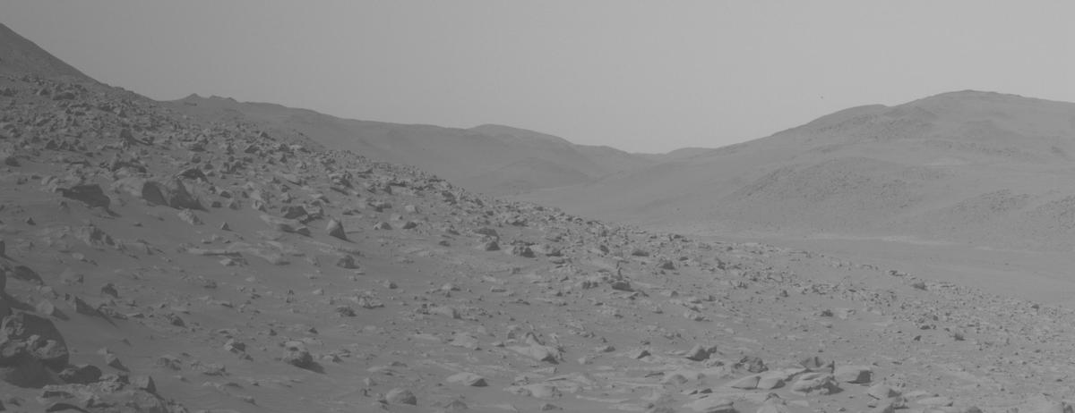 This image was taken by NAVCAM_RIGHT onboard NASA's Mars rover Perseverance on Sol 1132