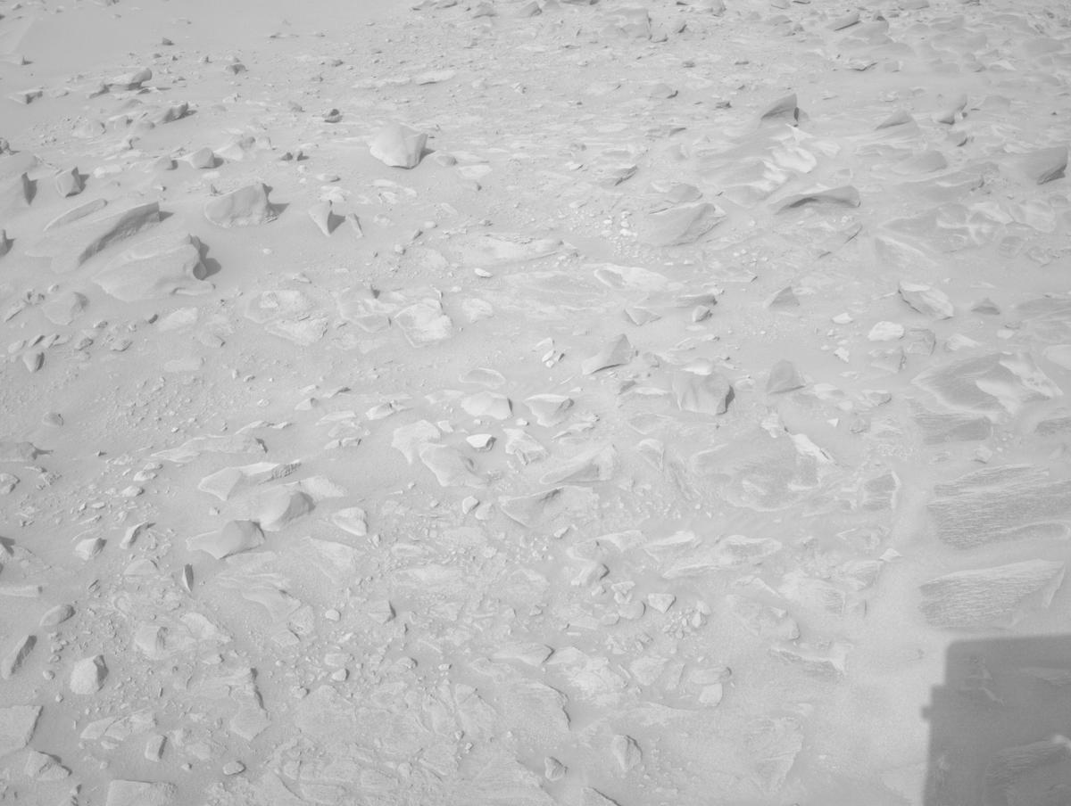 This image was taken by NAVCAM_LEFT onboard NASA's Mars rover Perseverance on Sol 1134