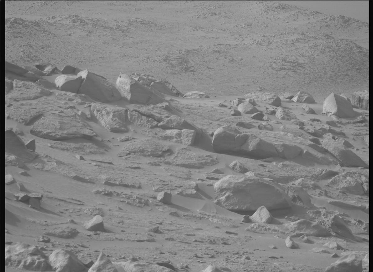 This image was taken by MCZ_RIGHT onboard NASA's Mars rover Perseverance on Sol 1134