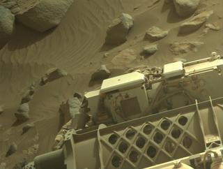 View image taken on Mars, Mars Perseverance Sol 1136: Right Navigation Camera (Navcam)
