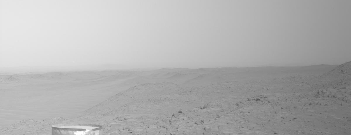 This image was taken by NAVCAM_RIGHT onboard NASA's Mars rover Perseverance on Sol 1136