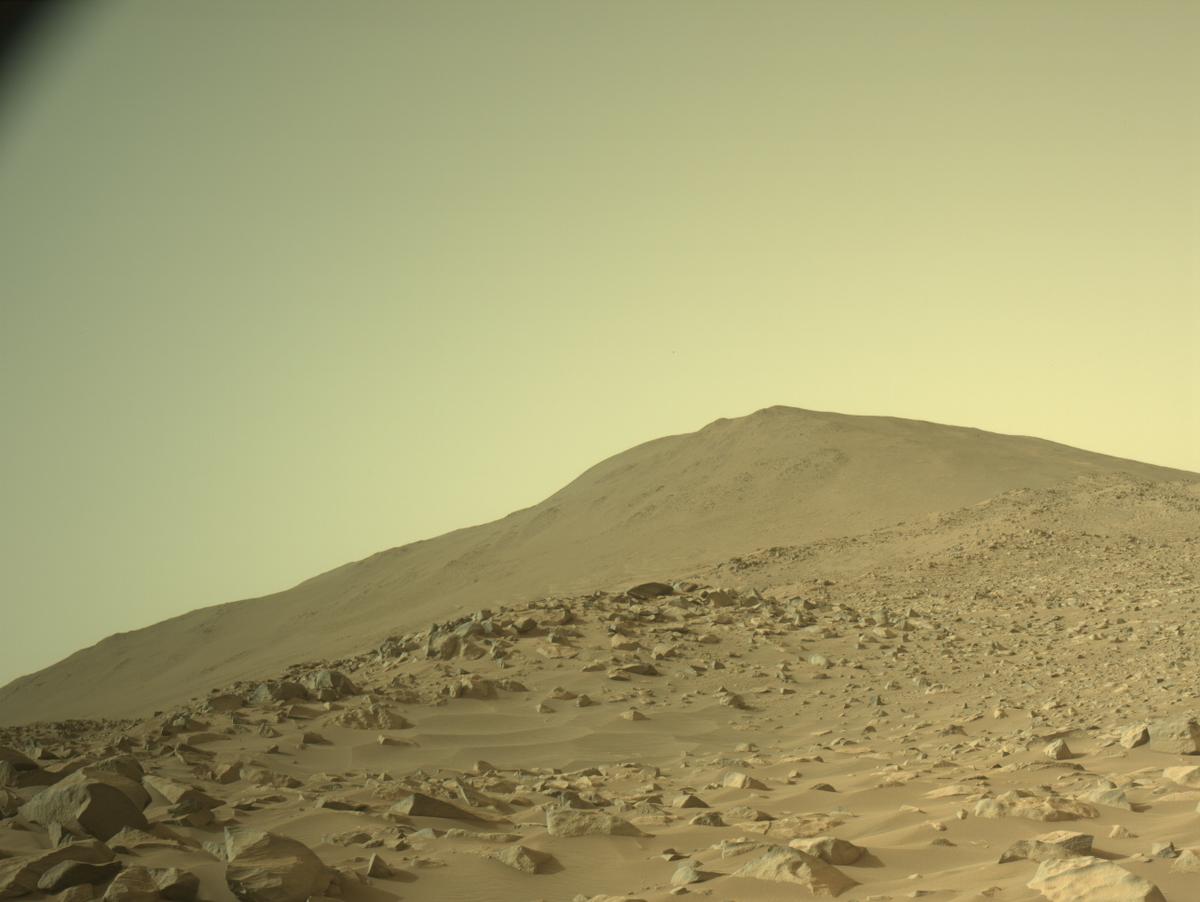 This image was taken by NAVCAM_RIGHT onboard NASA's Mars rover Perseverance on Sol 1139